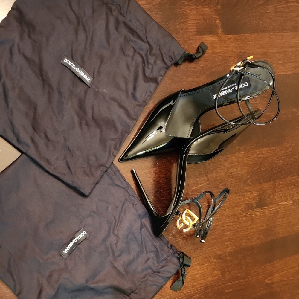 Dolce & Gabbana Lollo Slingbacks Black Heels with Gold Accents - Picture 5 of 8